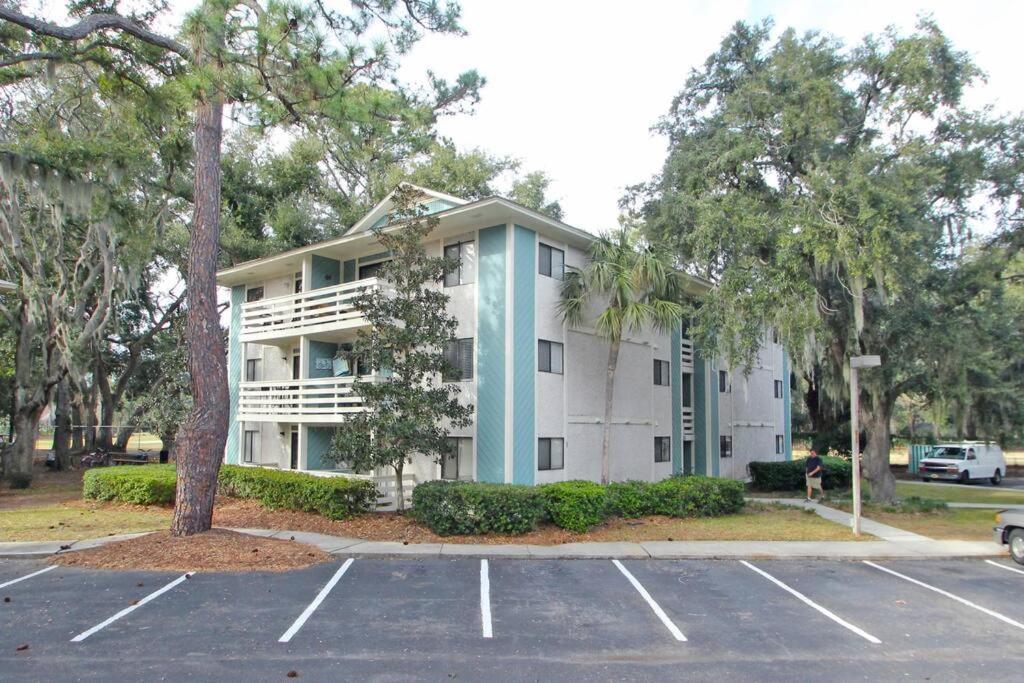 Cute 2 Bedroom, 2 Bath Condo At Folly Field Beach Hilton Head Island Eksteriør bilde